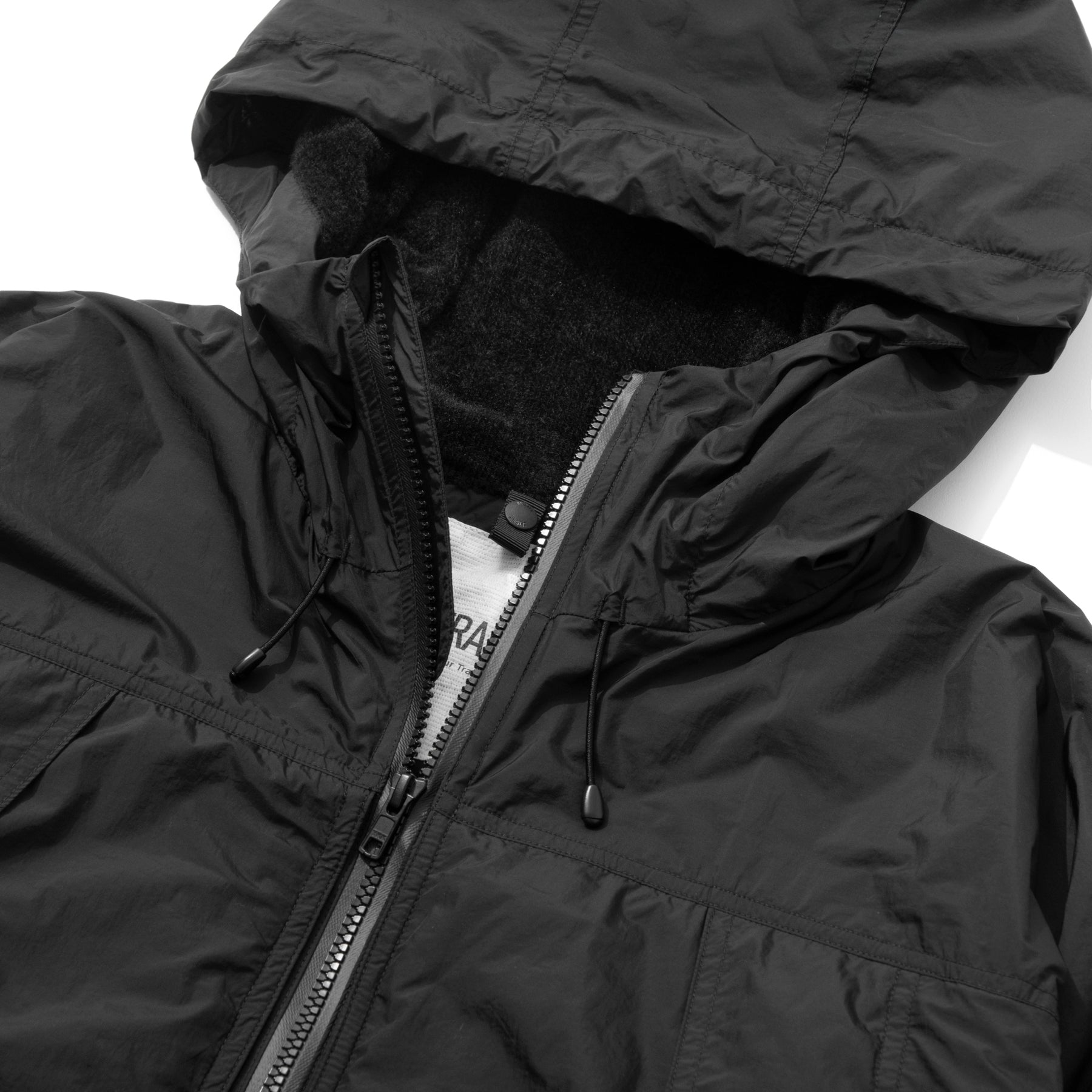 UT-M5A1a | Essential Feather Light Jacket 60431