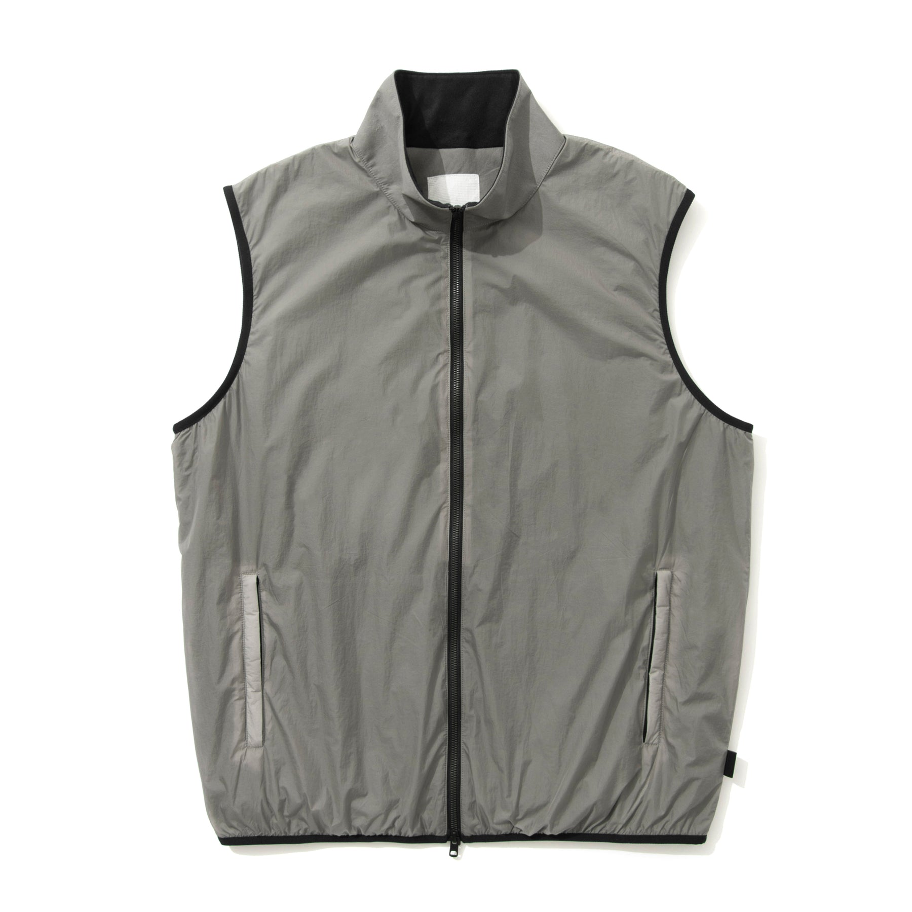 UT-M5A1b | Essential Feather Light Vest 60432