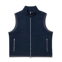 UT-M6A3b | Essential Fleece Vest 60575